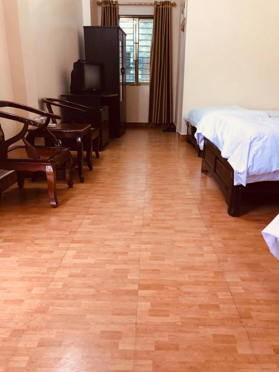 Hùng Thịnh hotel Ban Gum Esterno foto