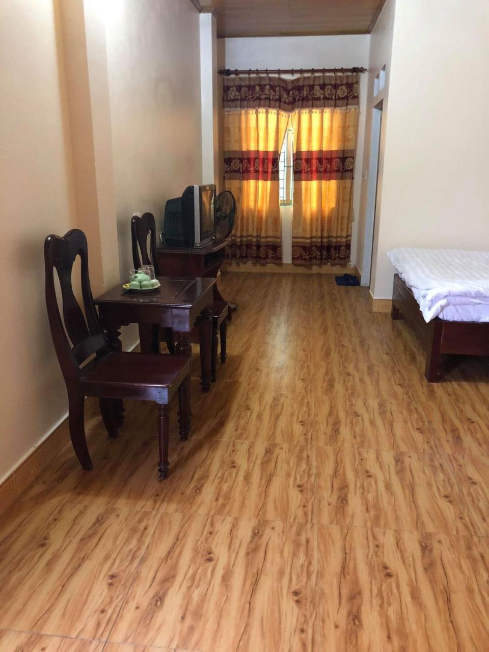 Hùng Thịnh hotel Ban Gum Esterno foto